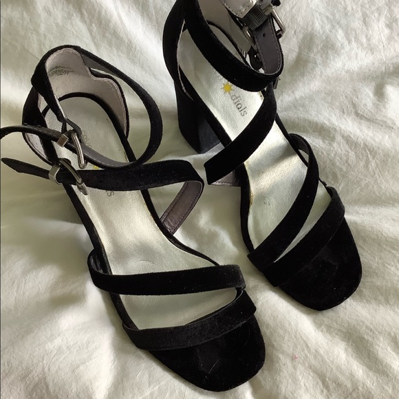 Seven Dials black velvet chunky heel 6 90s style - Picture 2 of 7